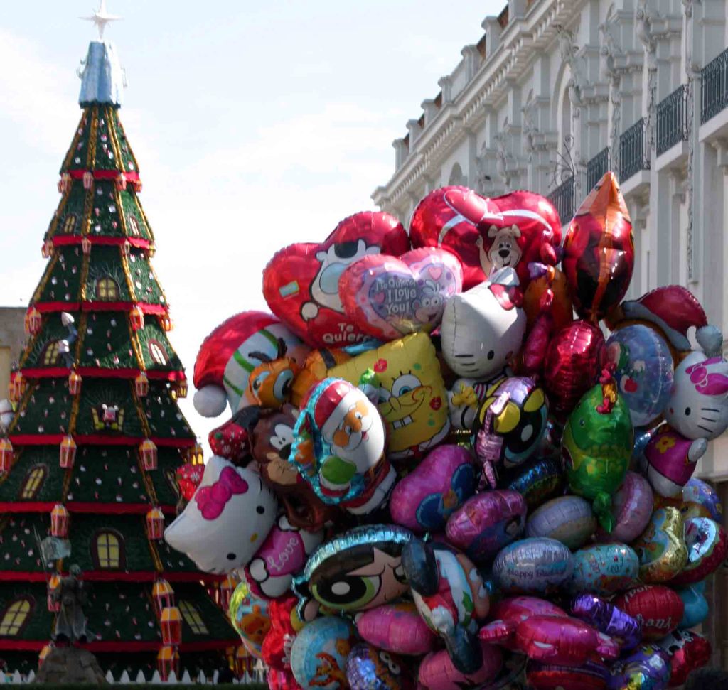 guadalajara christmas balloons