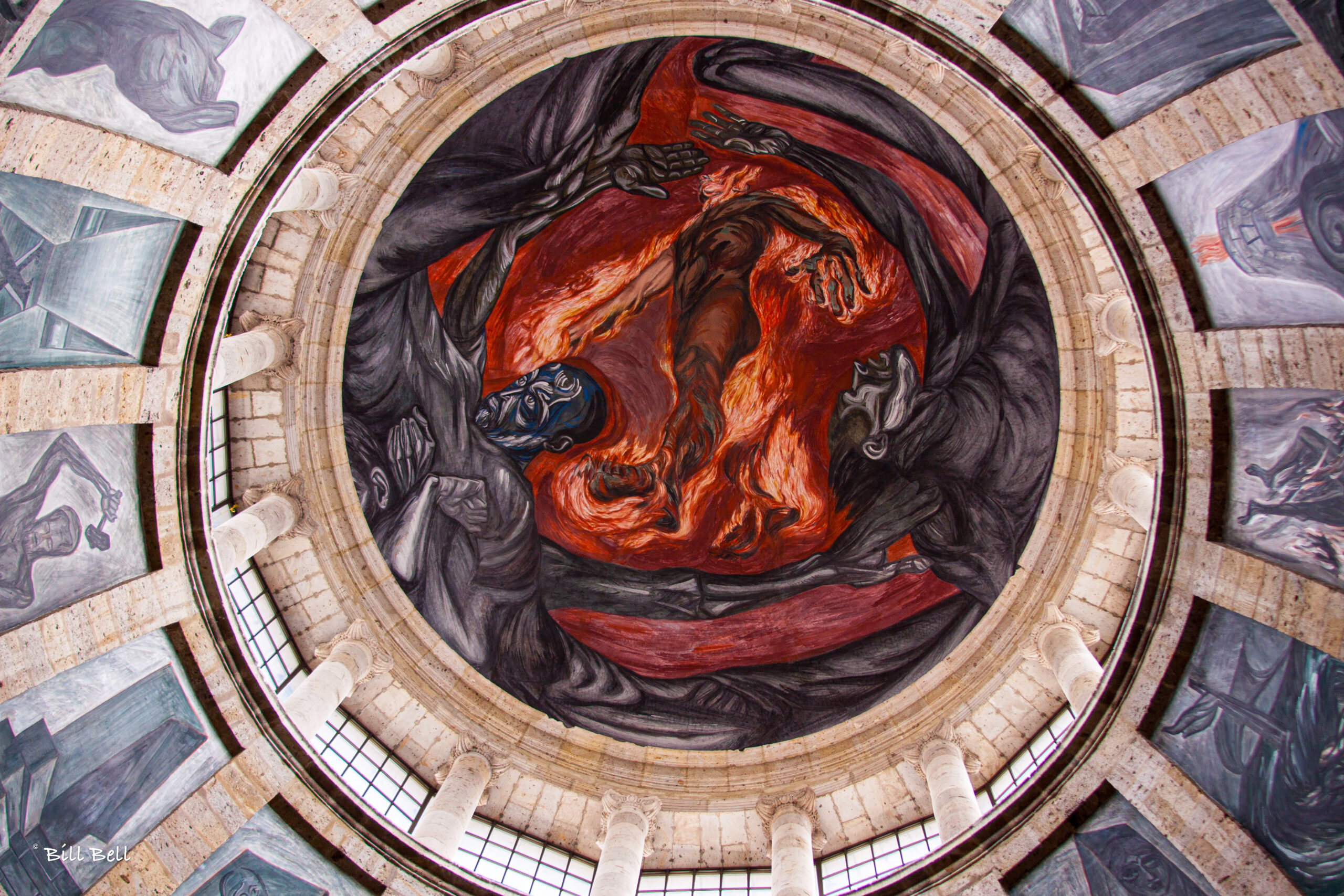 El Hombre de Fuego and the surrounding dome murals by José Clemente Orozco at the Cabañas, Guadalajara. Photograph by Bill Bell.